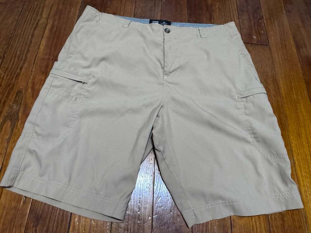 Three Sixty Six Men's Performance Golf Shorts Khaki Size 36 Stretch Fabric Pocke